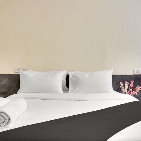 Hotel Paradise-Near Eon It Park Kharadi ปูเน่ ภายนอก รูปภาพ